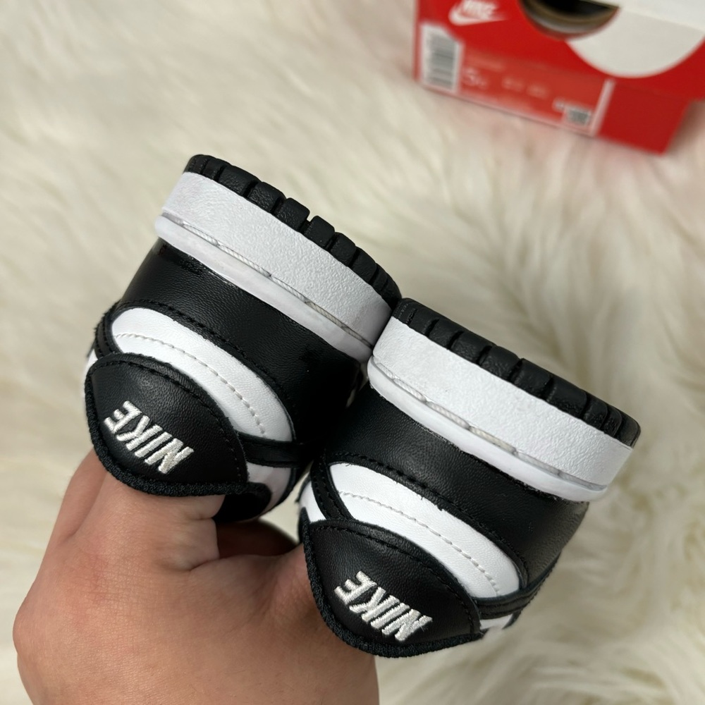 Panda Dunks - Picture 4 of 6